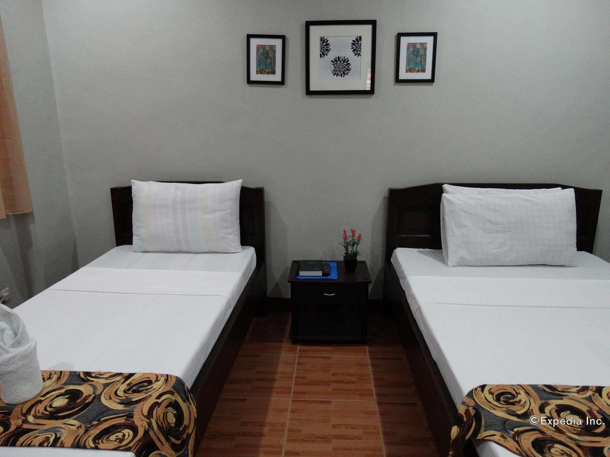 Harbour Gardens Tourist Inn Tagbilaran City Exteriör bild