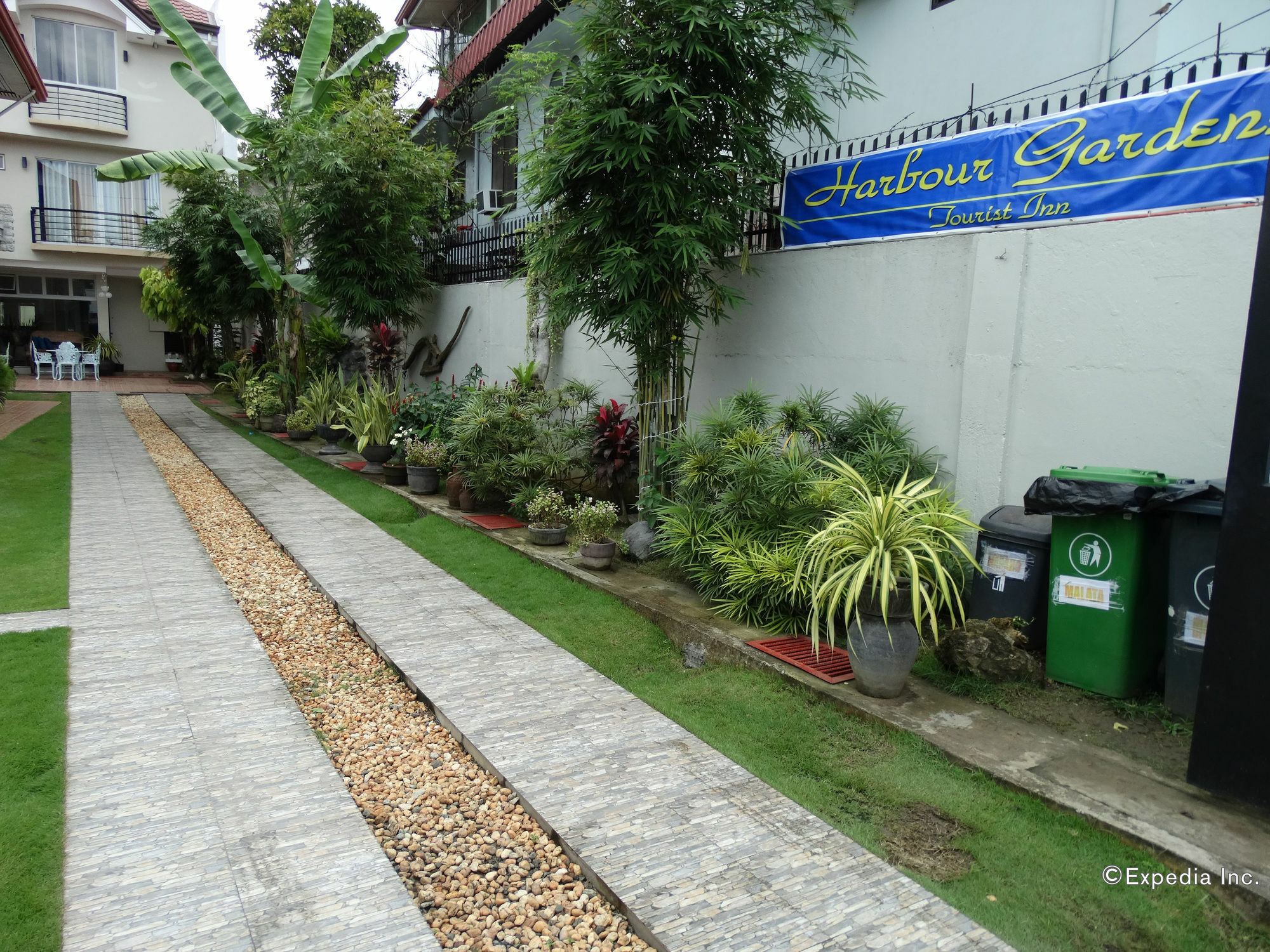Harbour Gardens Tourist Inn Tagbilaran City Exteriör bild