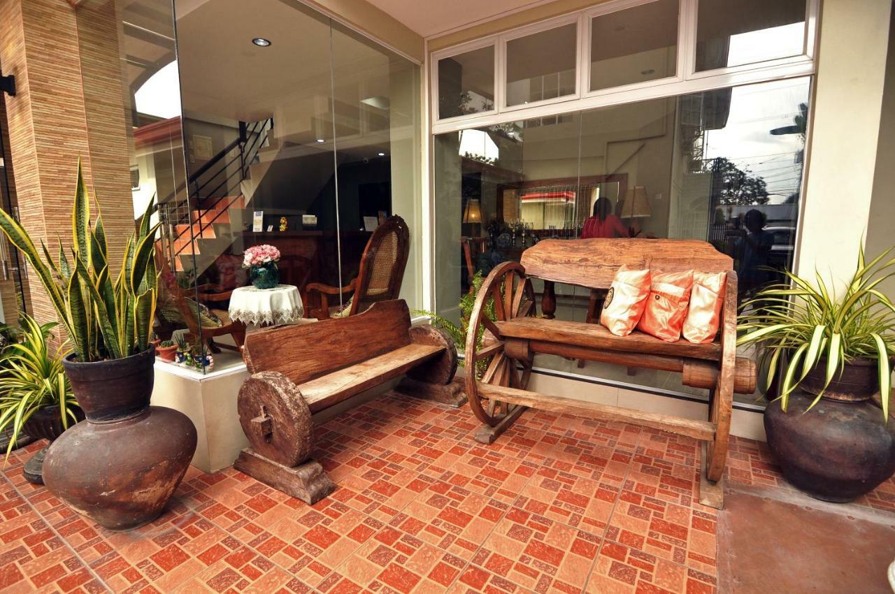 Harbour Gardens Tourist Inn Tagbilaran City Exteriör bild